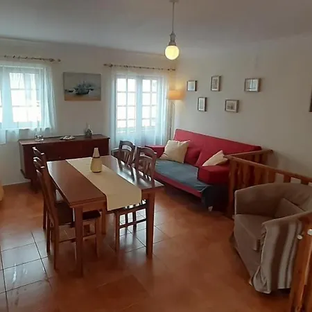 Prázdninový dům House Tocha